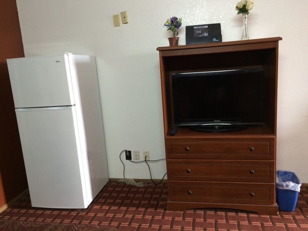 Executive Inn ร็อบส์ทาวน์ ภายนอก รูปภาพ